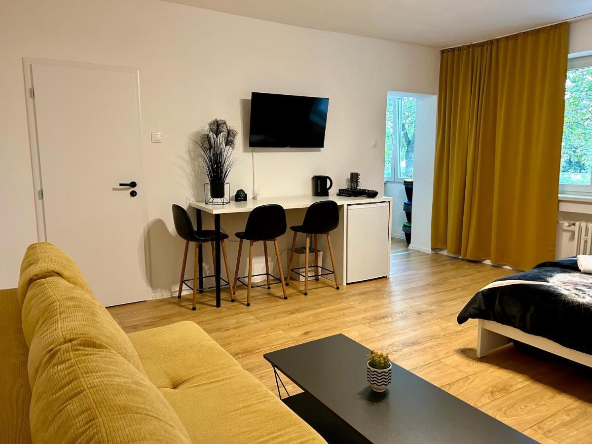 ברטיסלאבה Studio Apartment Dandelion מראה חיצוני תמונה